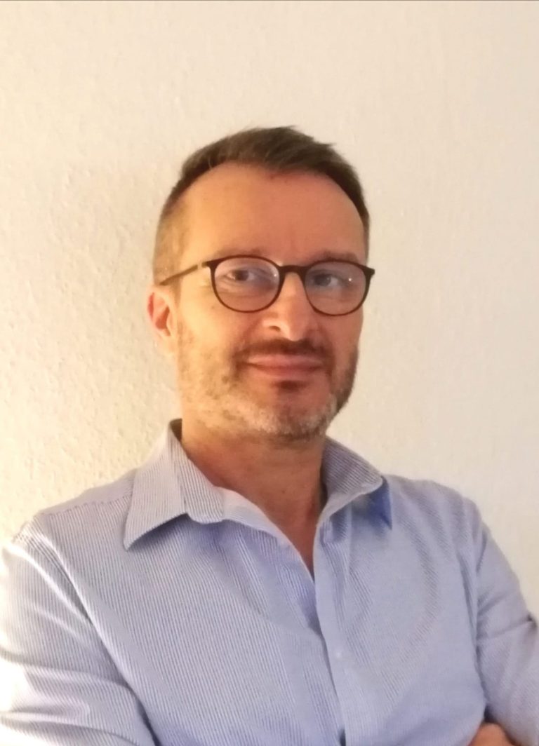 Porträtfoto von Physiotherapeut Sven Michael Anstatt